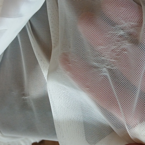 Victoria's Secret White Embellished Babydoll Nightie. Size 36C - Picture 17 of 17